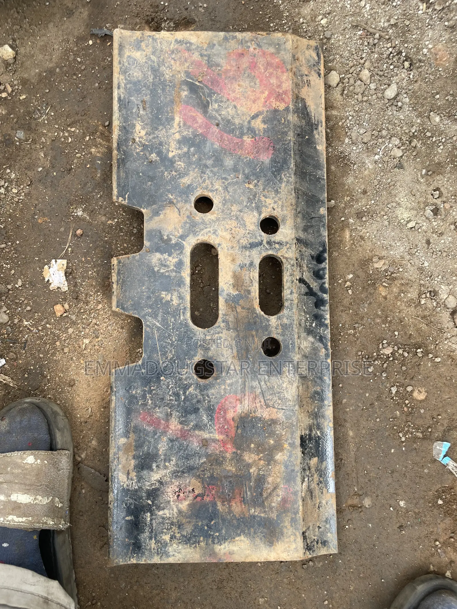 CAT 320 330 Track Shoe