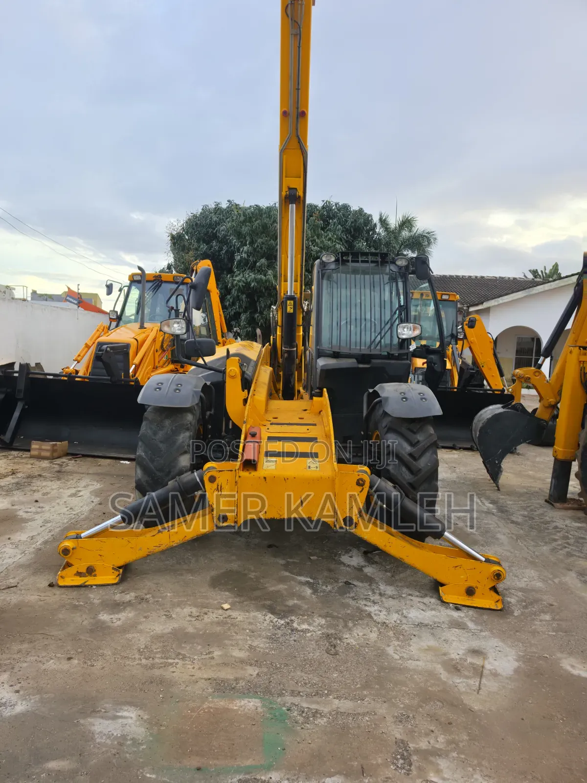 Home Used Telehandler