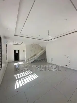 3bdrm House in East Legon Hills, Accra Metropolitan for sale