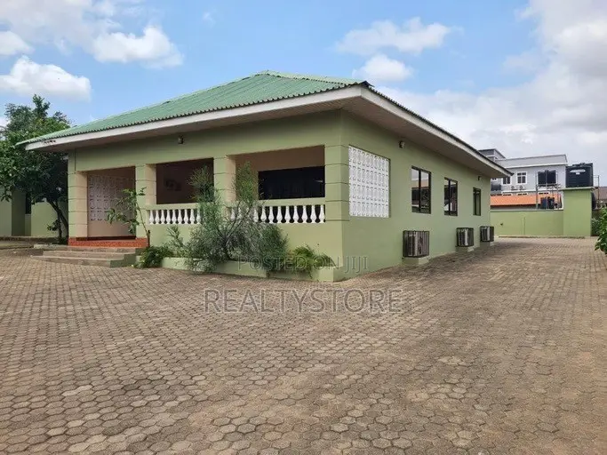 4bdrm House in North Legon, Accra Metropolitan for rent