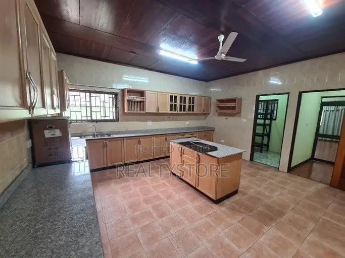 4bdrm House in North Legon, Accra Metropolitan for rent