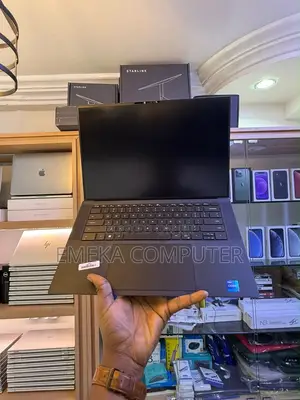 Laptop Dell Precision 5560 32GB Intel Core i7 SSD 512GB