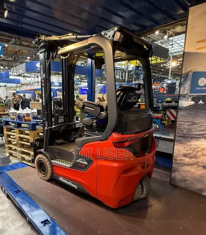 Downtime Costs You Money. We Keep Your Forklifts Moving!