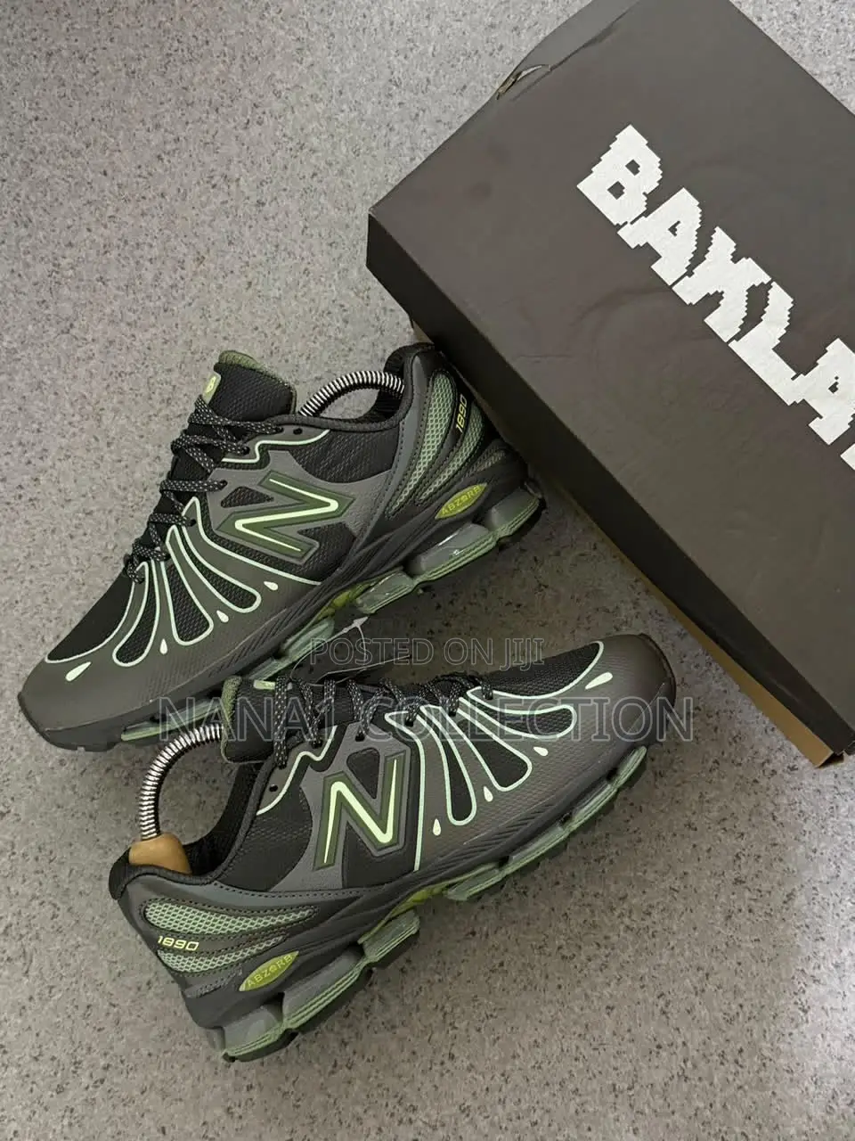 New Balance ABZORB 1890 “Faded Black/Finger Waves Orange”Sneakers