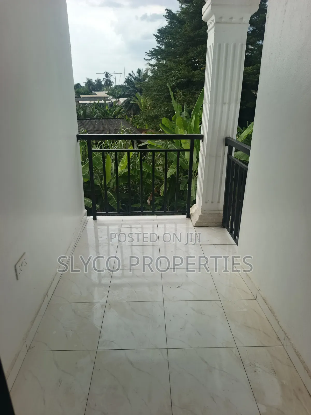 2bdrm Apartment in Adweso Ssnit, New-Juaben Municipal for rent