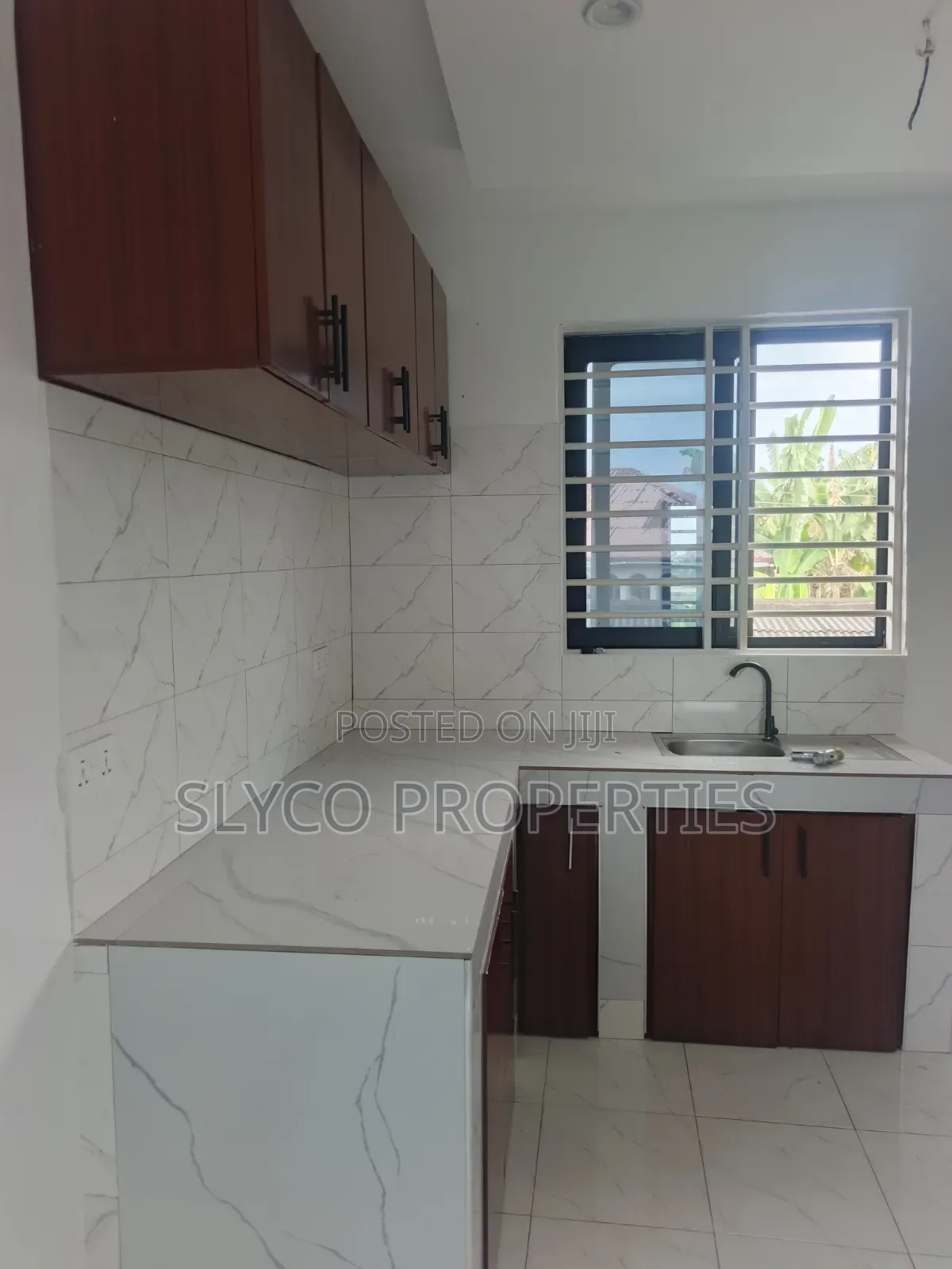 2bdrm Apartment in Adweso Ssnit, New-Juaben Municipal for rent