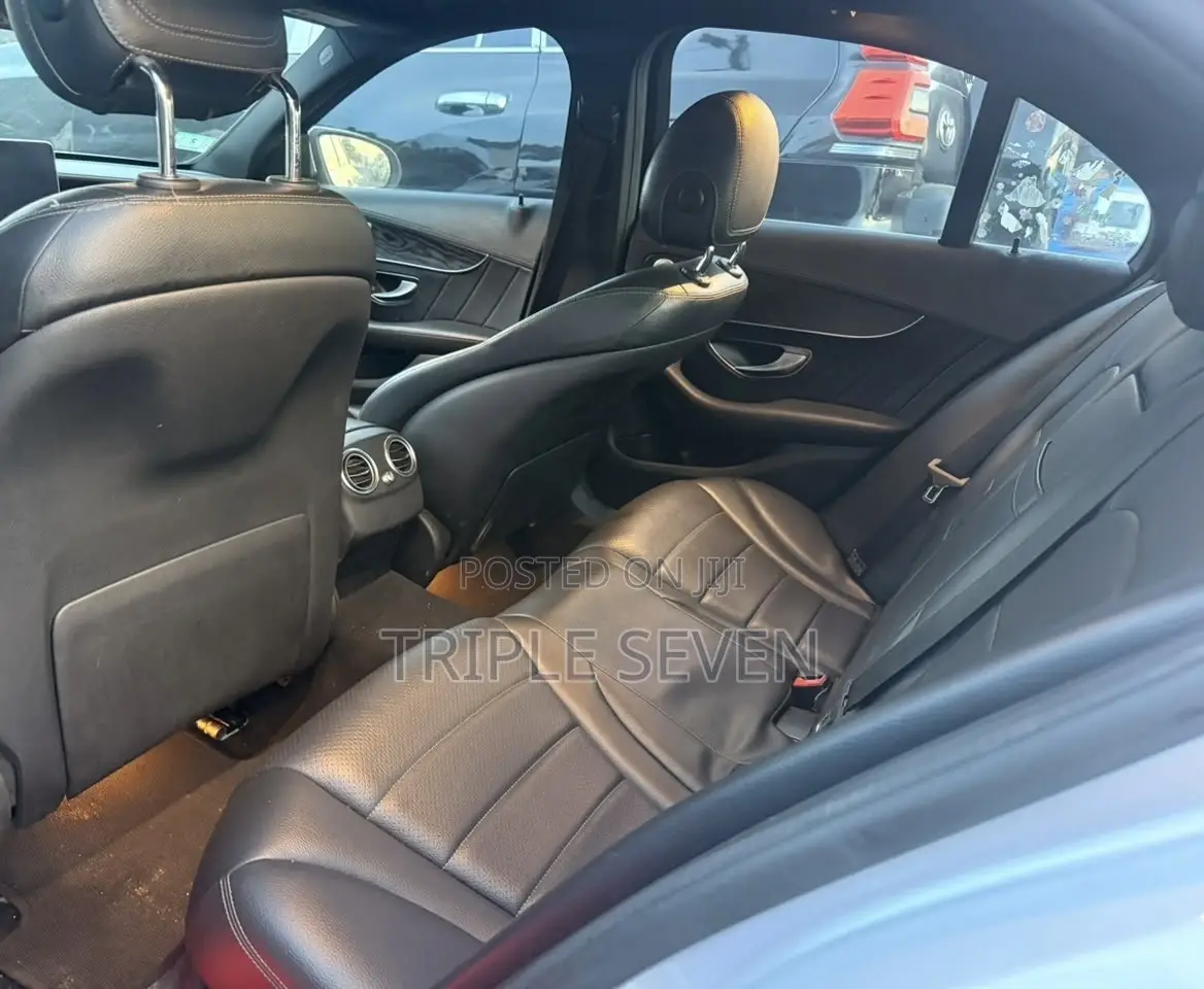Mercedes-Benz C300 Sport 4Matic Sedan AWD (2.0L 4cyll 7A) 2016 Silver