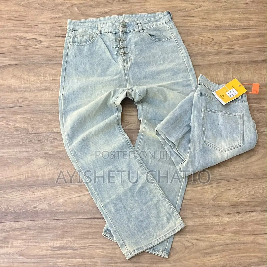 Quality Baggy Jeans Available