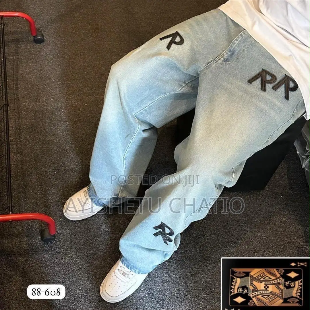 Quality Baggy Jeans Available