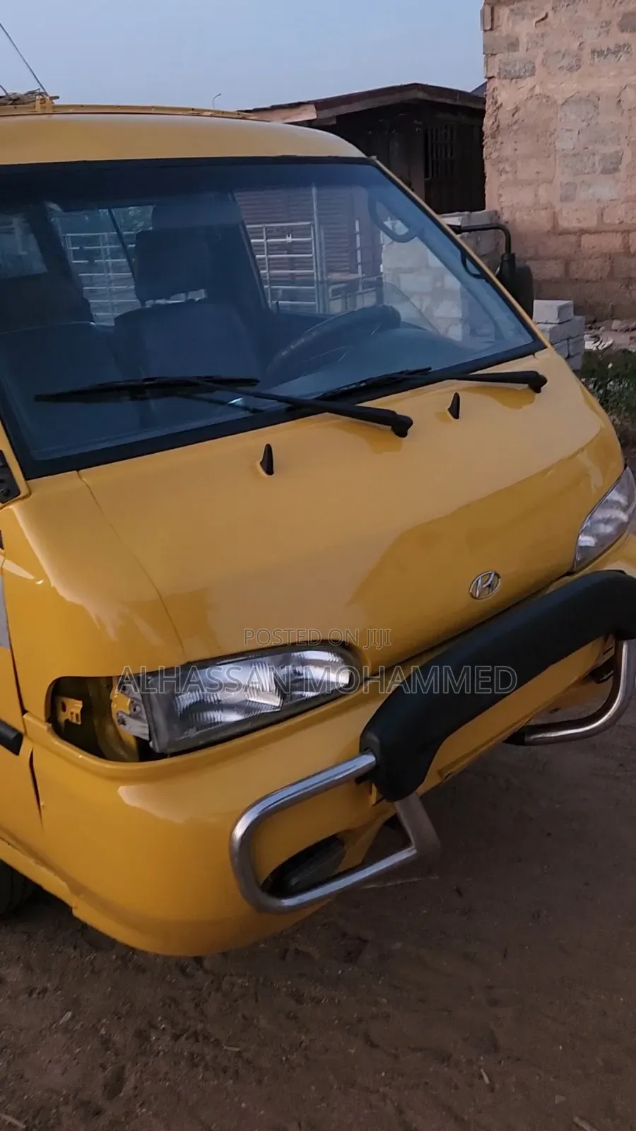 Hyundai H-100 2003 Yellow