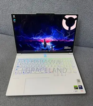 New Laptop Lenovo Legion 7 32GB Intel Core Ultra 7 SSD 1T