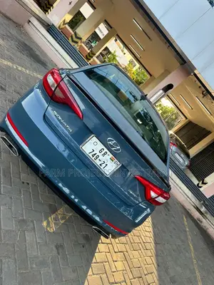Hyundai Sonata Sport 4dr Sedan (2.4L 4cyl 6A) 2015 Blue
