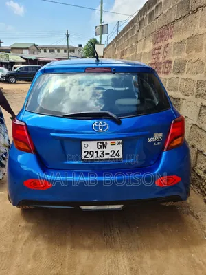 Toyota Yaris 2016 Blue