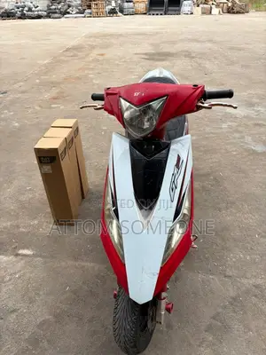 SYM Symnh 2023 White