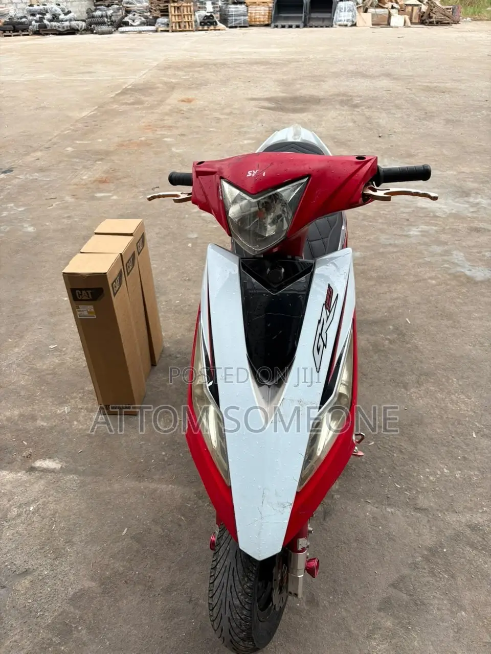 SYM Symnh 2023 White