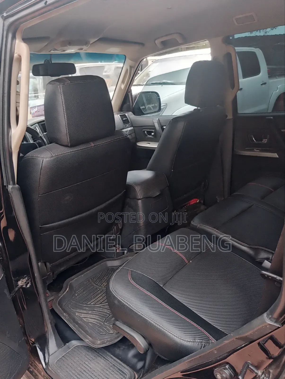 Mitsubishi Pajero 2016 Black