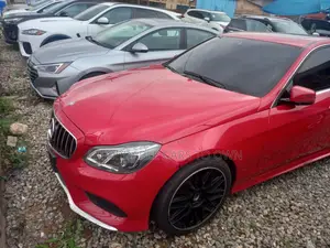 Mercedes-Benz C300 2015 Black