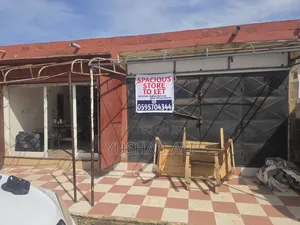 Spacious Store to Let