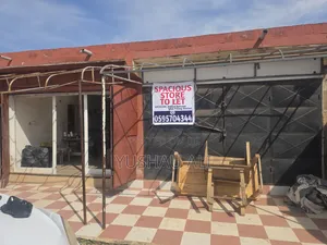 Spacious Store to Let