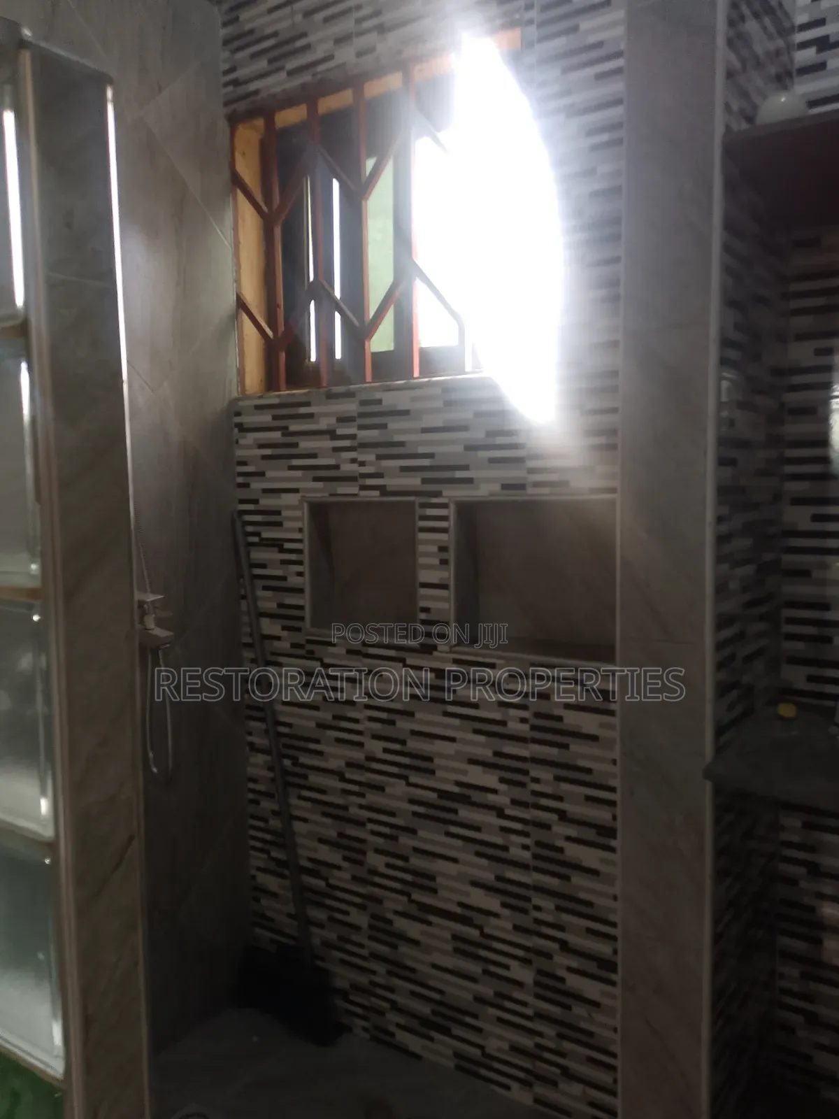 2bdrm Apartment in Adenta, Housing Down for rent