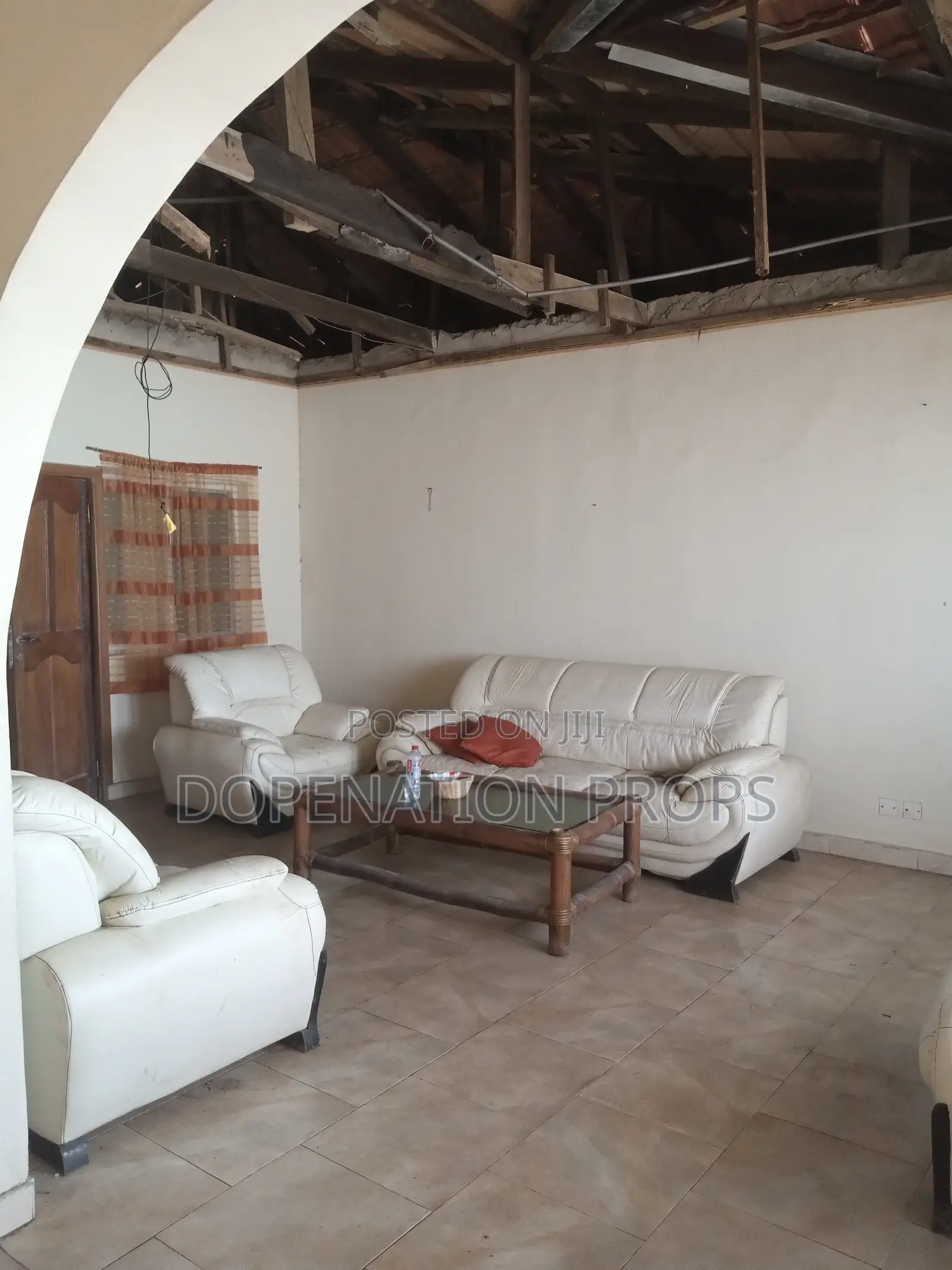 4bdrm Duplex in Ga South Municipal for sale
