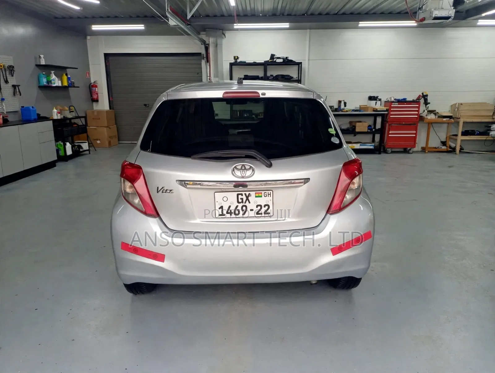 Toyota Vitz 2012 Gray