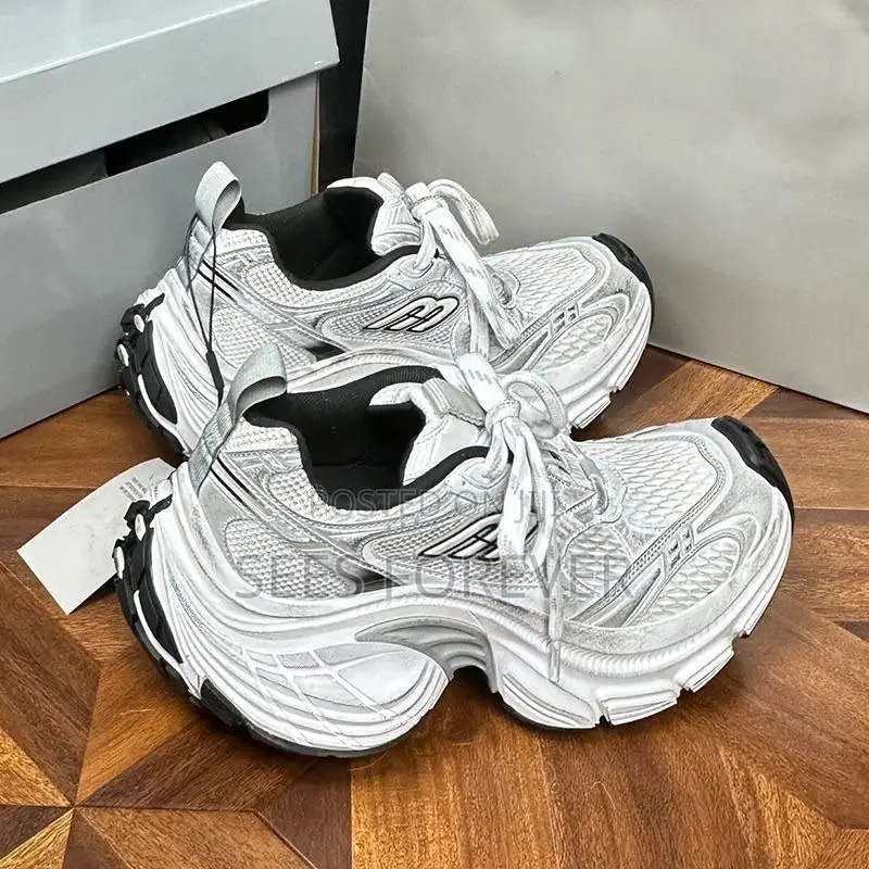 Balenciaga 10XL Super Chunky Sneaker (White / Silver)