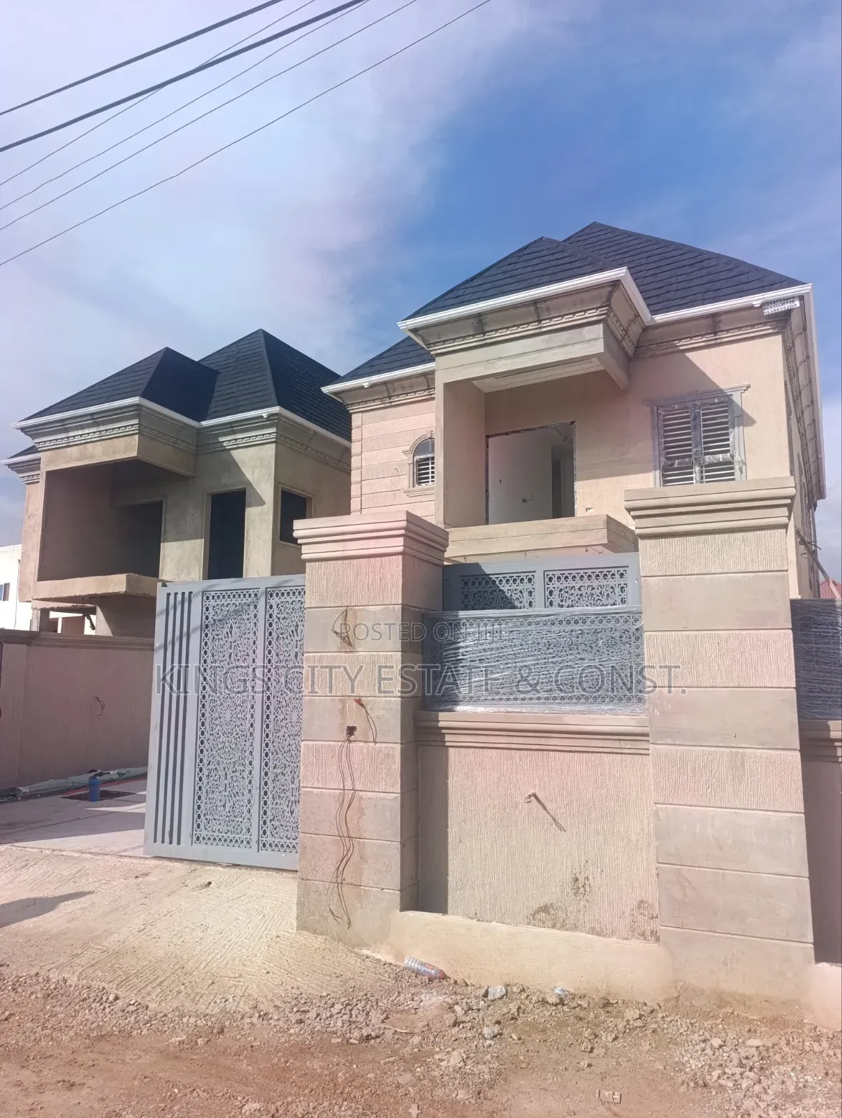 3bdrm House in Ayawaso, Pokuase for sale