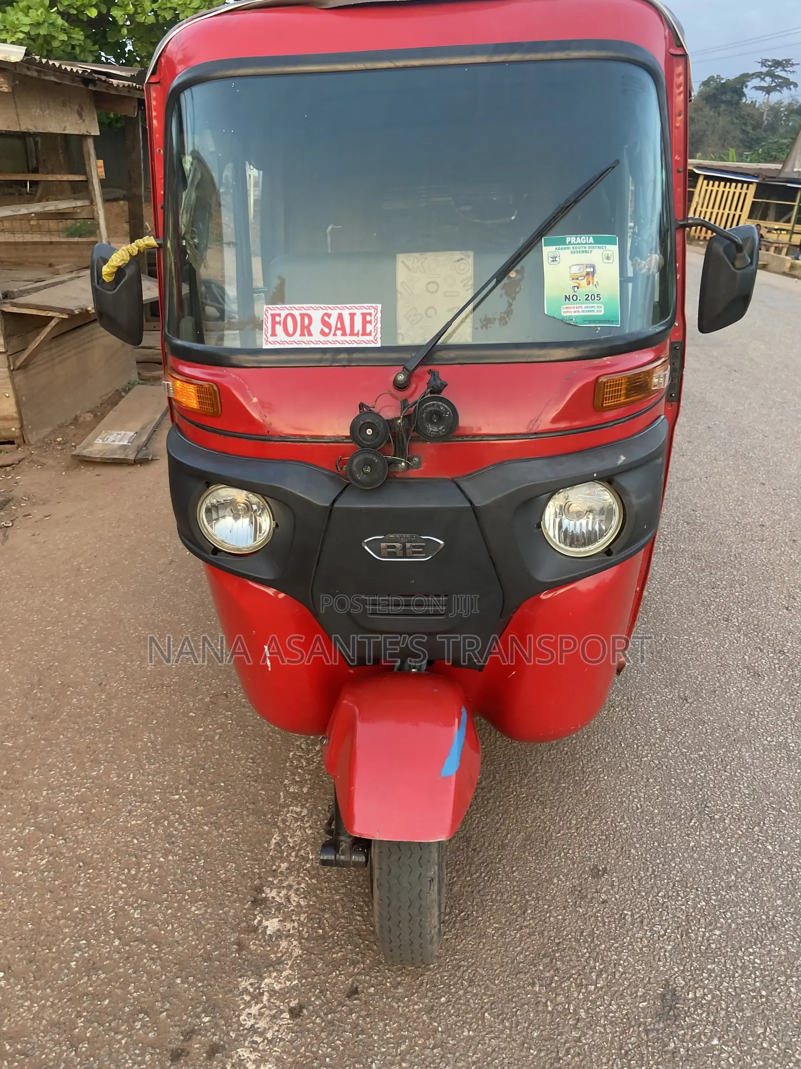 Bajaj RE 2026 Red