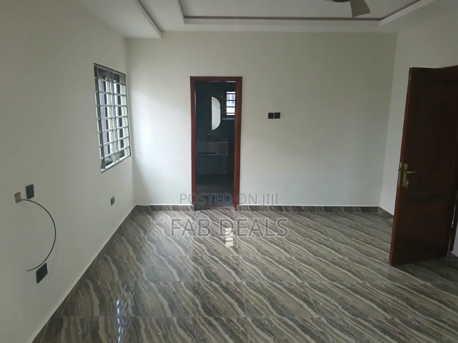Furnished 4bdrm Apartment in Takoradi for sale