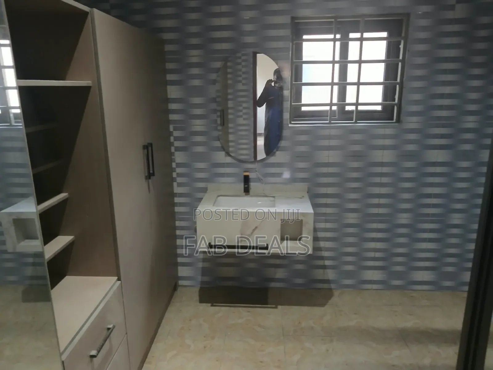 Furnished 4bdrm Apartment in Takoradi for sale