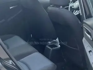 Scion iA Base 2016