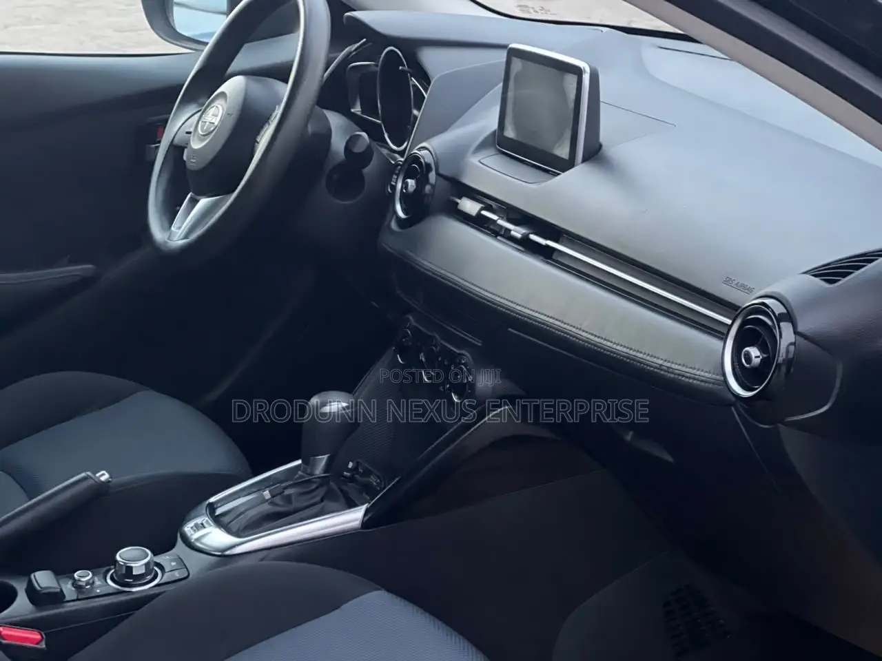 Scion iA Base 2016