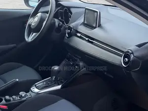 Scion iA Base 2016