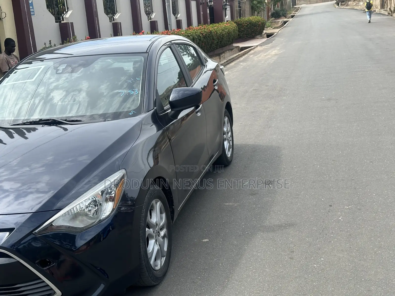 Scion iA Base 2016