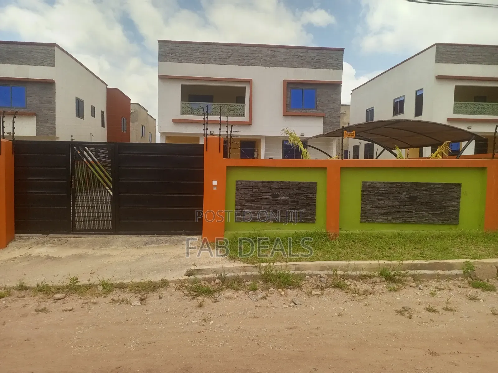 Furnished 4bdrm Apartment in Takoradi for sale