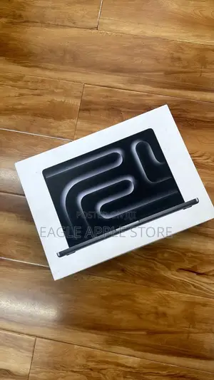 New Laptop Apple MacBook Pro 2025 M5 16GB Apple M5 SSD 1T