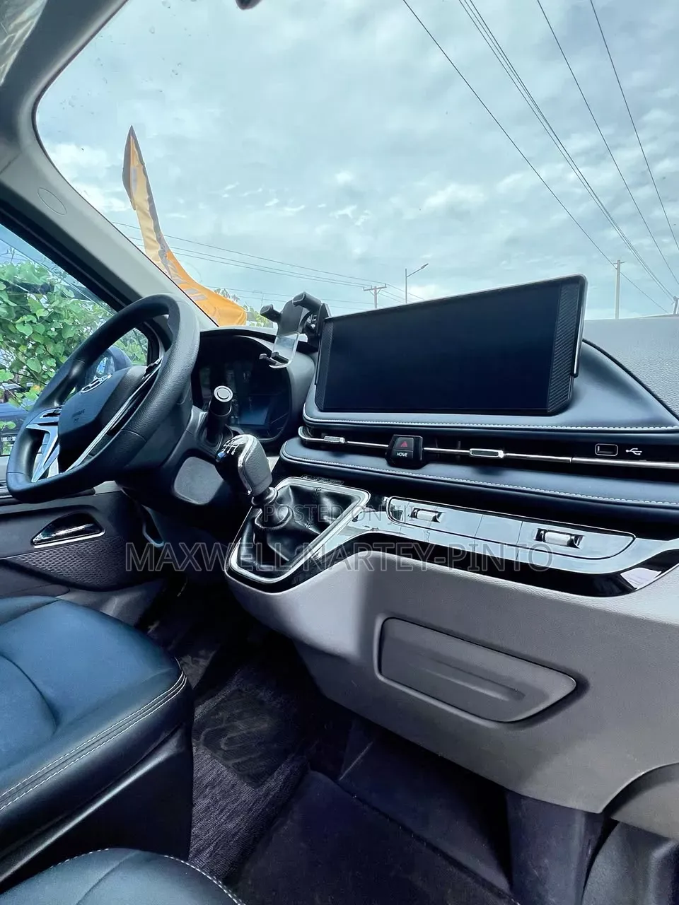 Car 2025 White