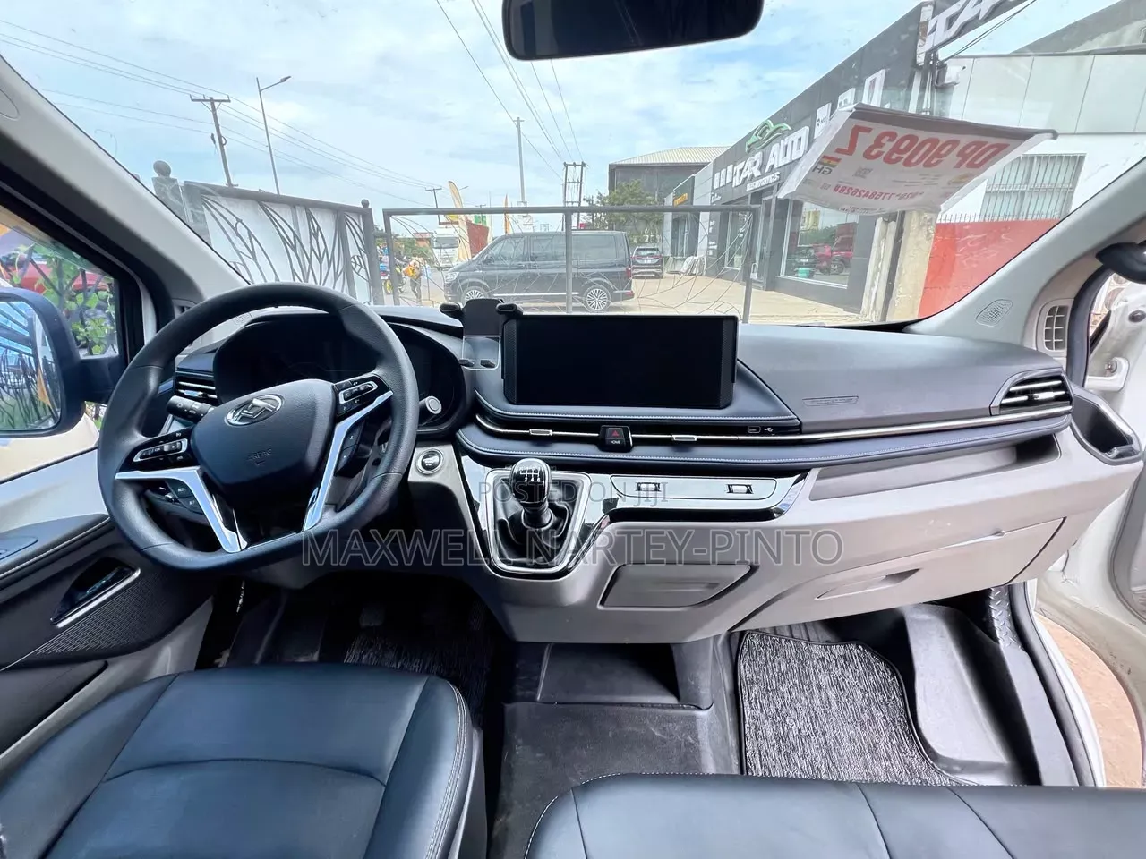 Car 2025 White