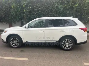 Mitsubishi Outlander ES FWD 2018 White