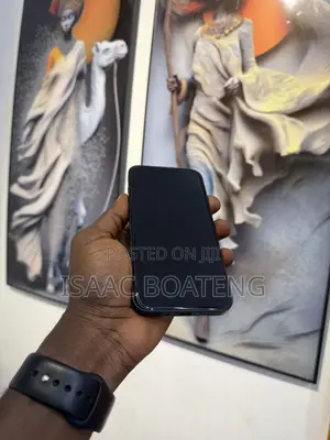 Apple iPhone 16e 128 GB Black