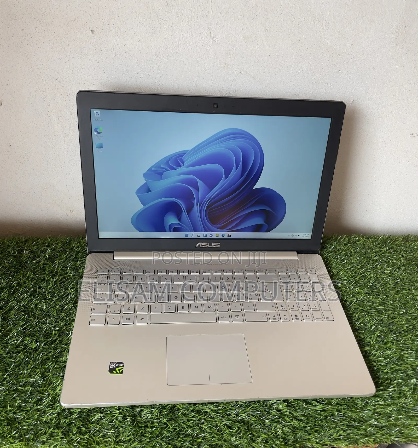 Laptop Asus 8GB Intel Core i7 SSD 256GB