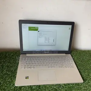 Laptop Asus 8GB Intel Core i7 SSD 256GB
