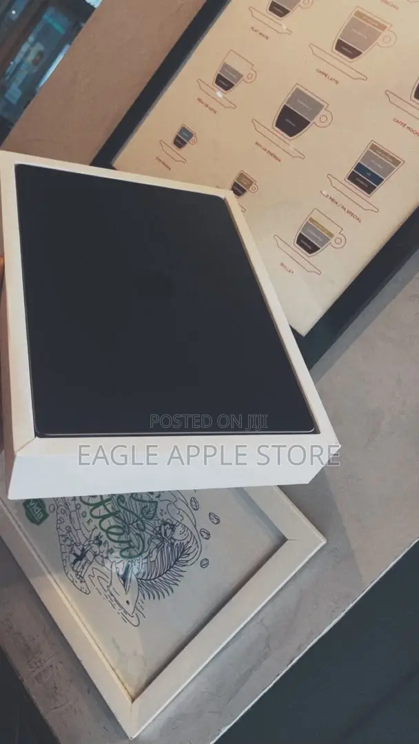 Laptop Apple MacBook Pro 2024 M4 Pro 16GB Apple M4 Pro SSD 512GB