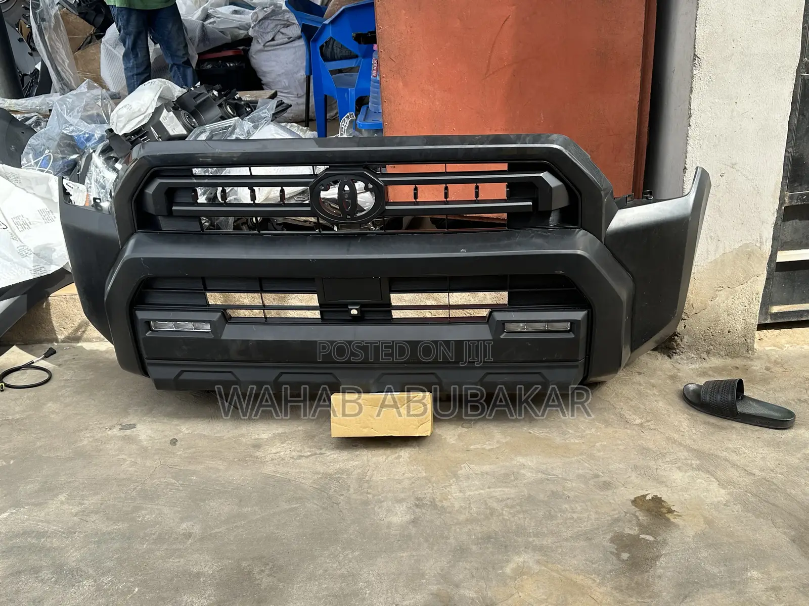 Toyota 4-Runner 2025 Front Bumper Complete