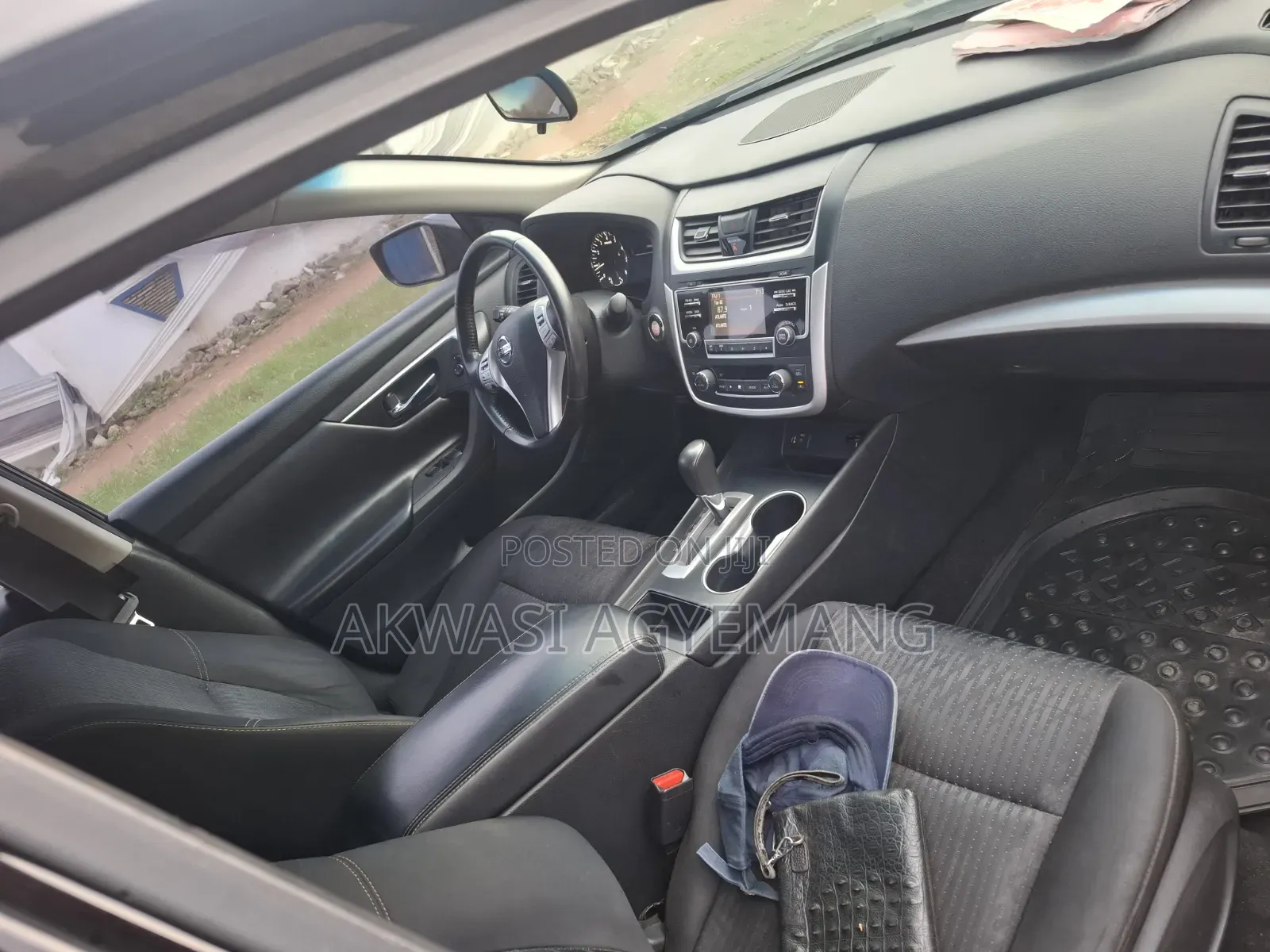Nissan Altima 2.5 SV 2016 Black