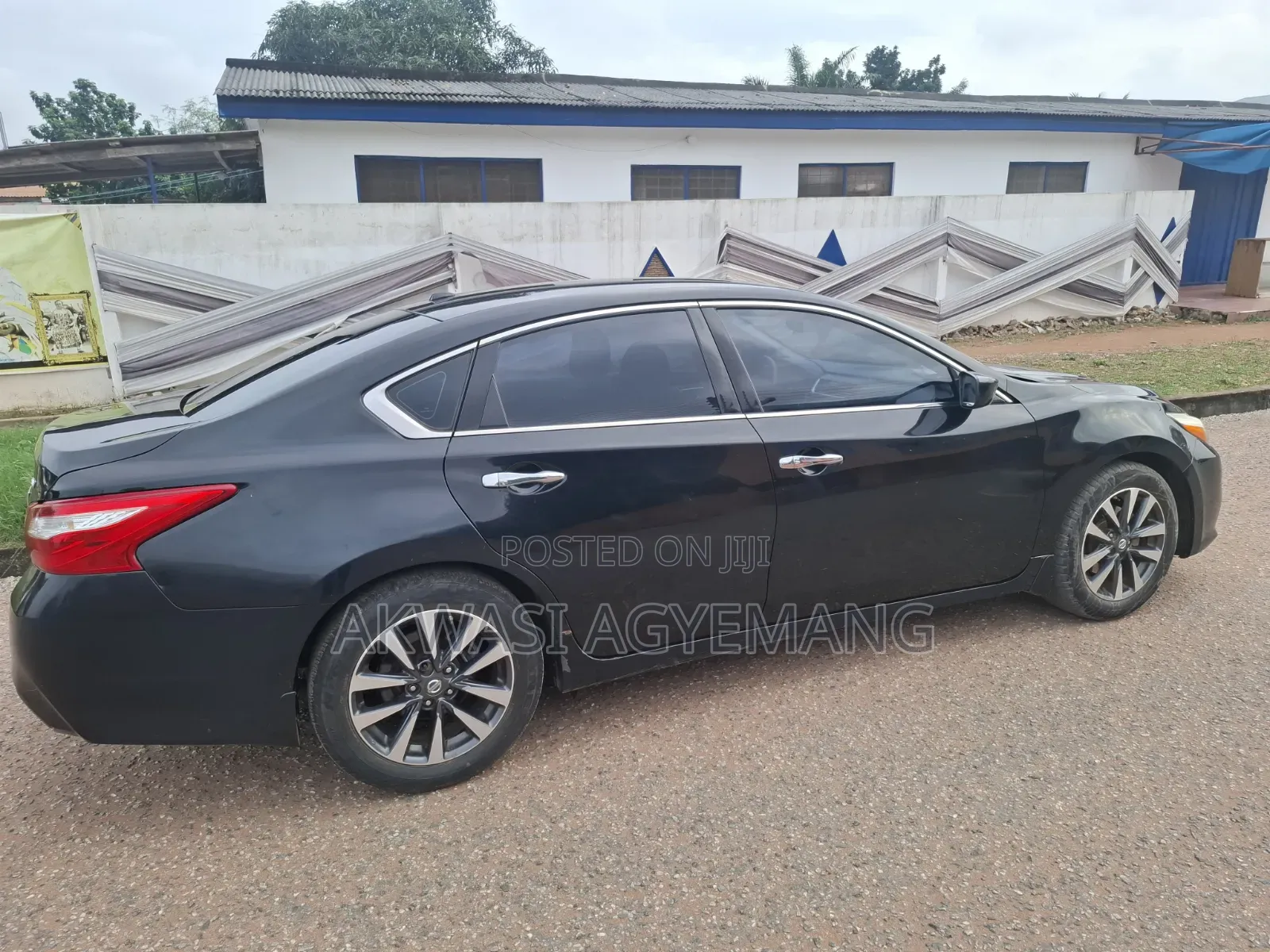 Nissan Altima 2.5 SV 2016 Black