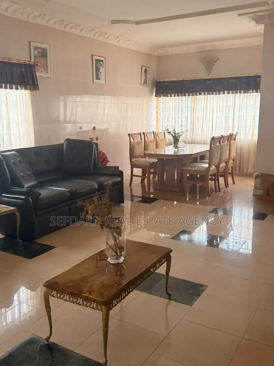 5bdrm House in Sefdard Properties, Achimota for sale