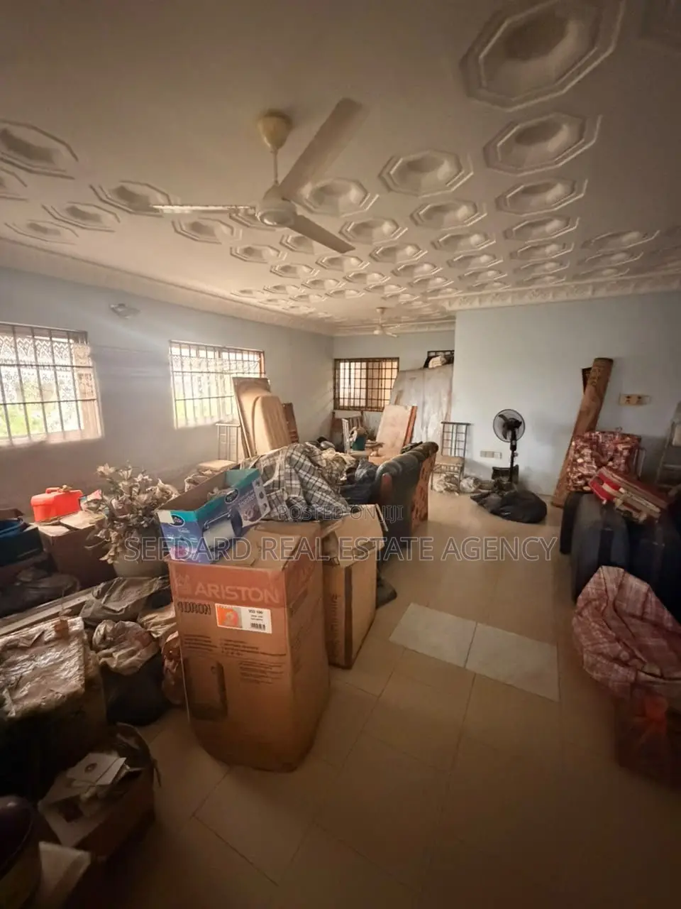 5bdrm House in Sefdard Properties, Achimota for sale