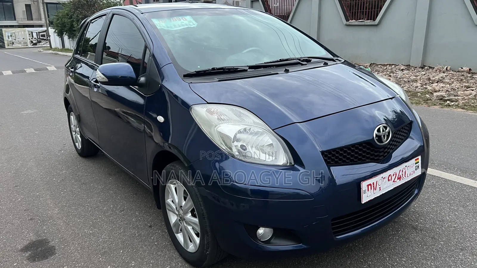 Toyota Yaris 2011 Black